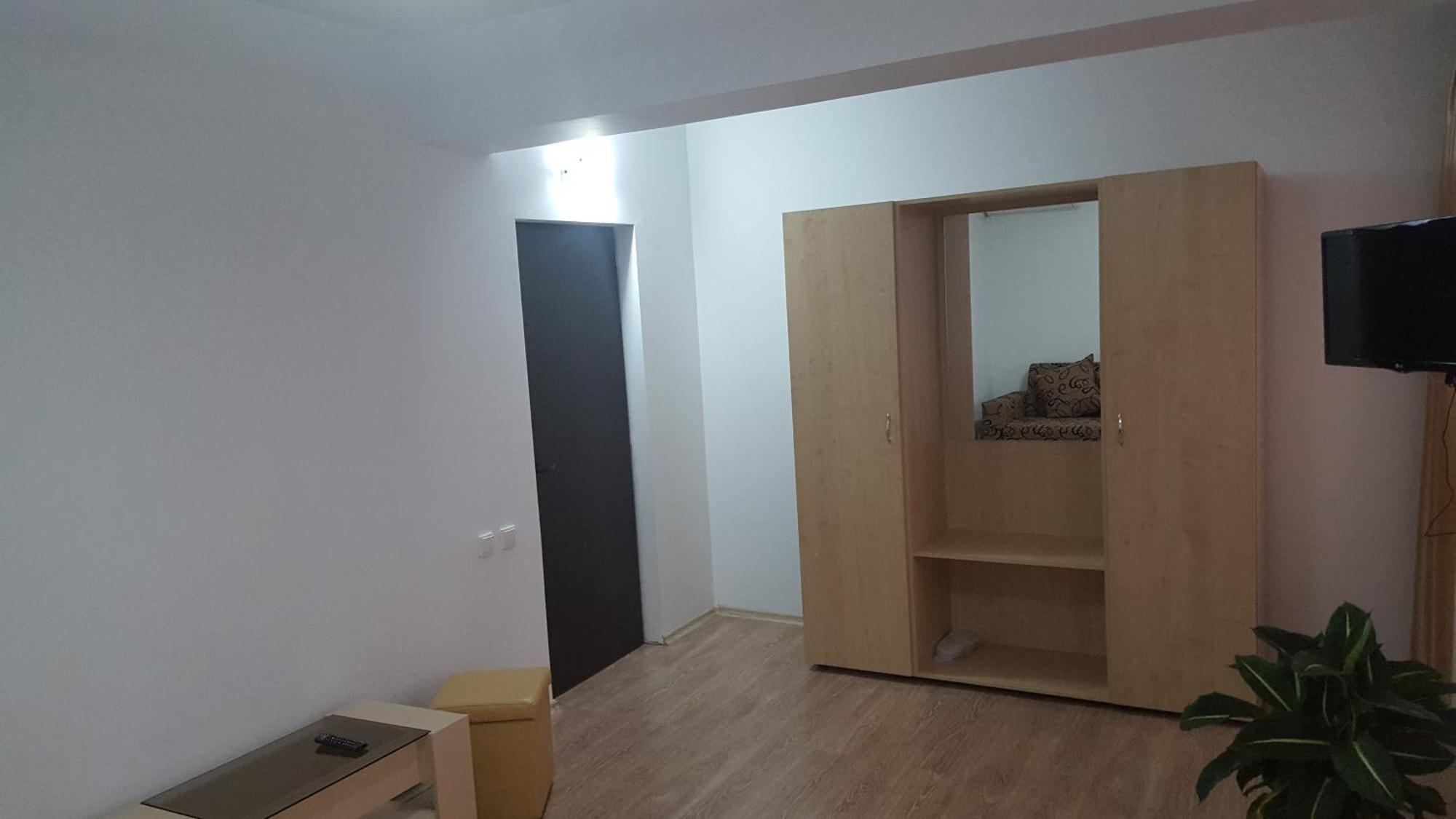Târgu Jiu Hotel Story חדר תמונה